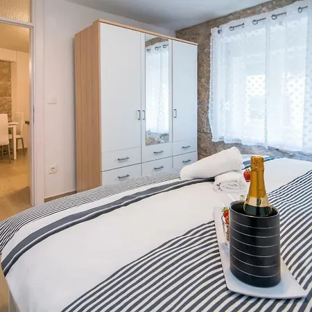 Tara * Vrbnik (Primorje-Gorski Kotar)